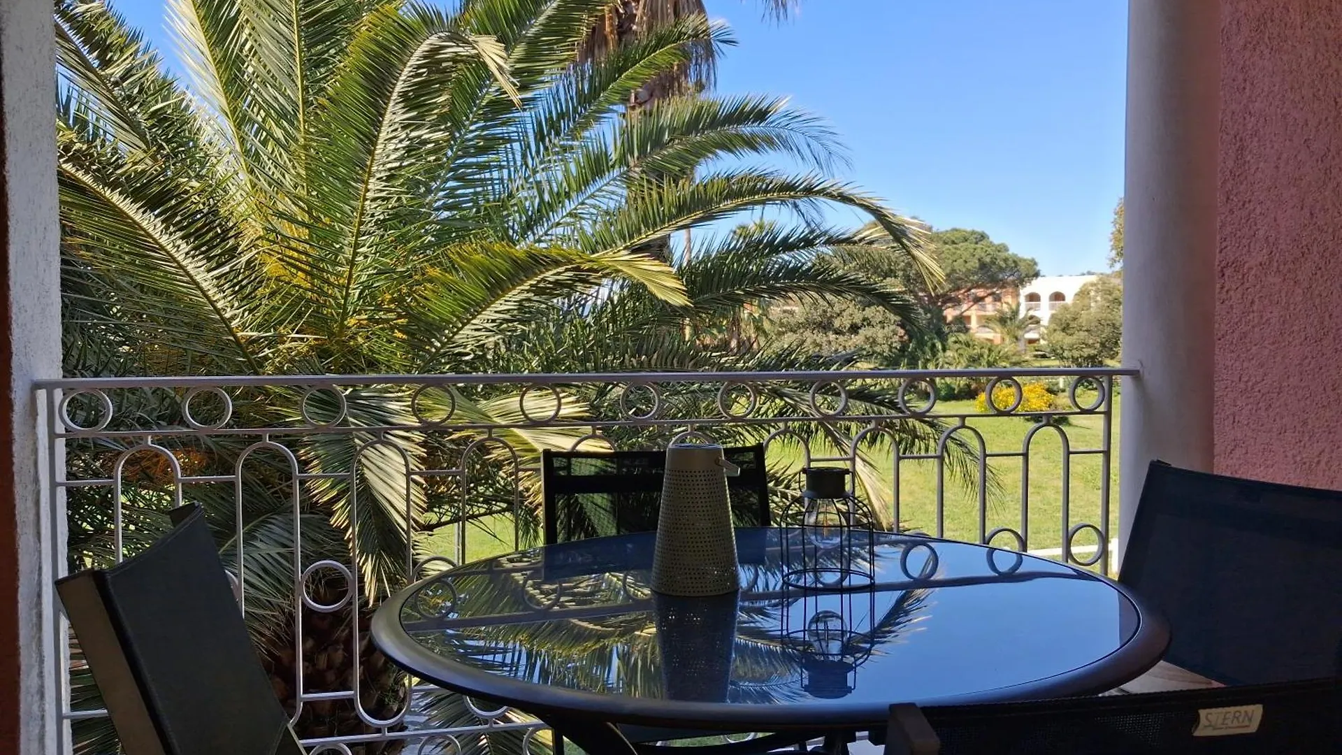 Apartment Joli Appartement Les Parcs De Grimaud - Piscine